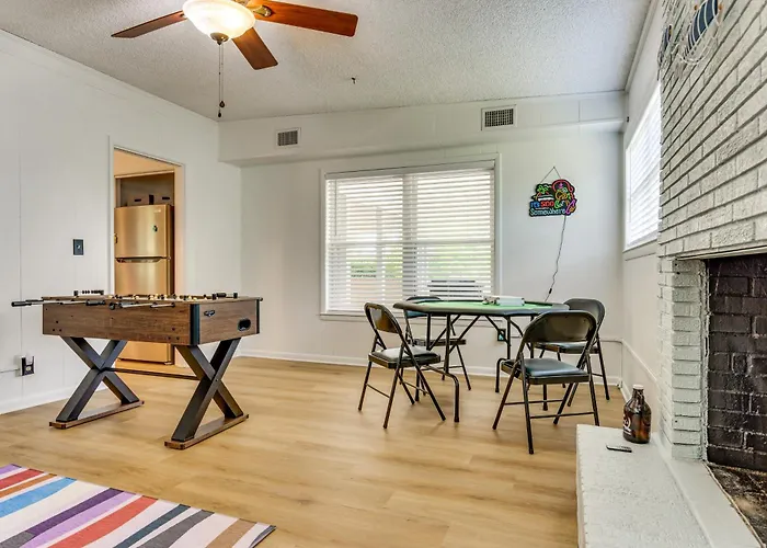 Near Perdido Key & Navy Museum - Family Game Holiday home Pensacola